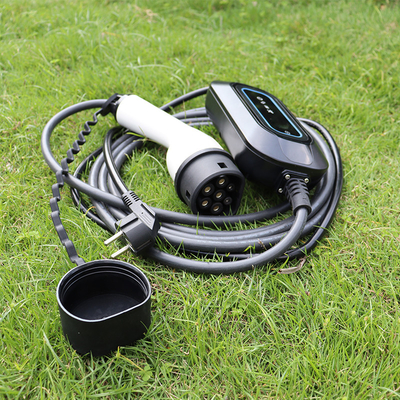 16A Corrente de saída SAE J1772 Conector Estação de carregamento EV para Tesla Model 3.5KW 7KW
