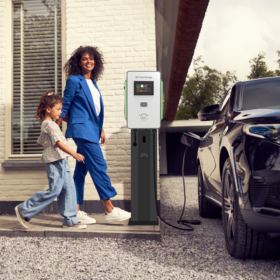 Carregador de carros elétricos OEM Nível 3 Montado na parede 30kW DC Carregador rápido CCS1 CCS2 GB/T
