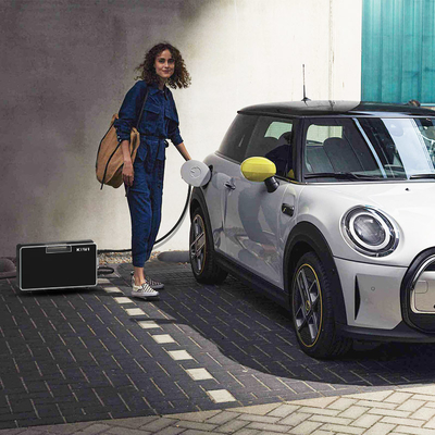 CCS1/CCS2/GB/T Conexão 30A Carregador para carregamento rápido de carros elétricos em movimento