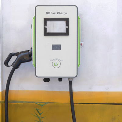 Carregador de caixa de parede DC 30kW 40kW Carros CCS 40A Carregador rápido EV 600V Frequência de rede 50Hz