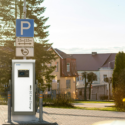 Estação de Carregamento Rápido de Carros Elétricos de 120kw 3 Fases Chademo CCS1 CCS Tipo 2 Carregador Rápido DC EV