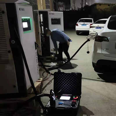 Estação de Carregamento Rápido de Carros Elétricos de 120kw 3 Fases Chademo CCS1 CCS Tipo 2 Carregador Rápido DC EV